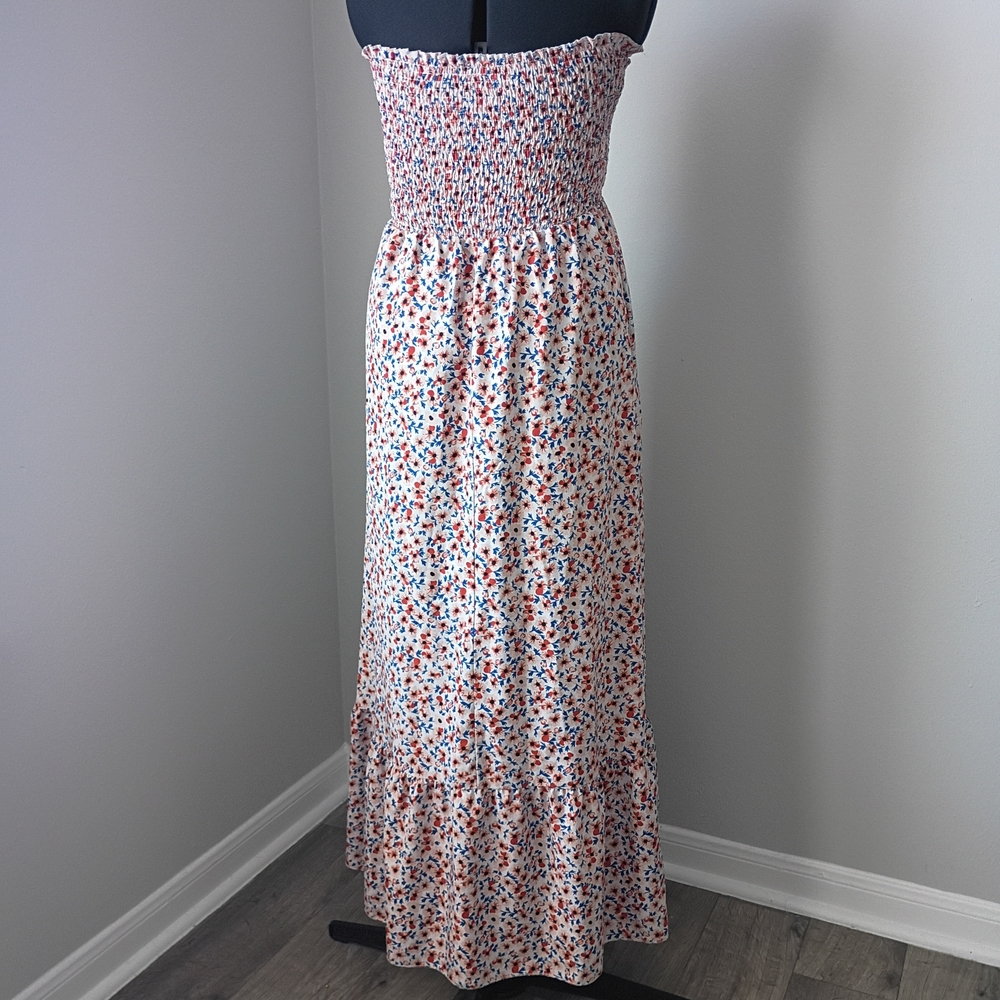 SHEIN Smocked Maxi Dress with Multicolor Flower Print - Picture 3 of 8